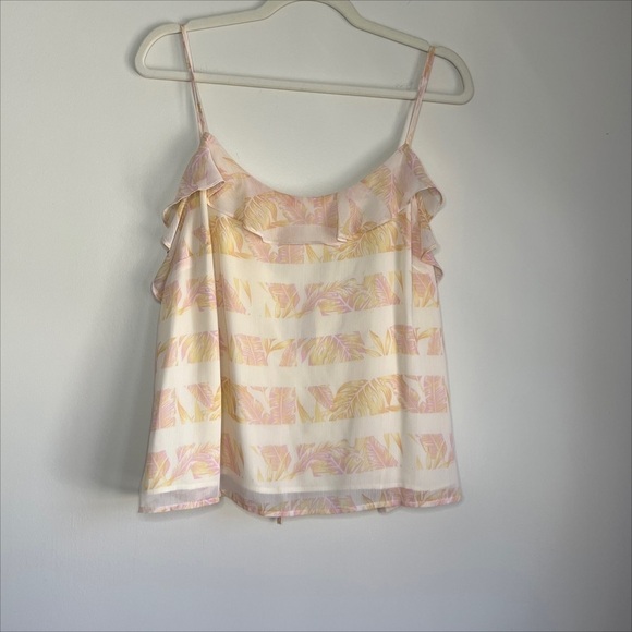 ModCloth Ruffled Flowy Camisole Size XL - Picture 2 of 6